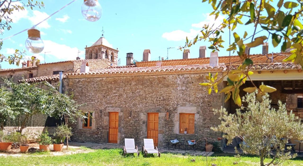 Gasthaus L'Espigol "Antiga Era" Sant Jordi Desvalls Exterior foto